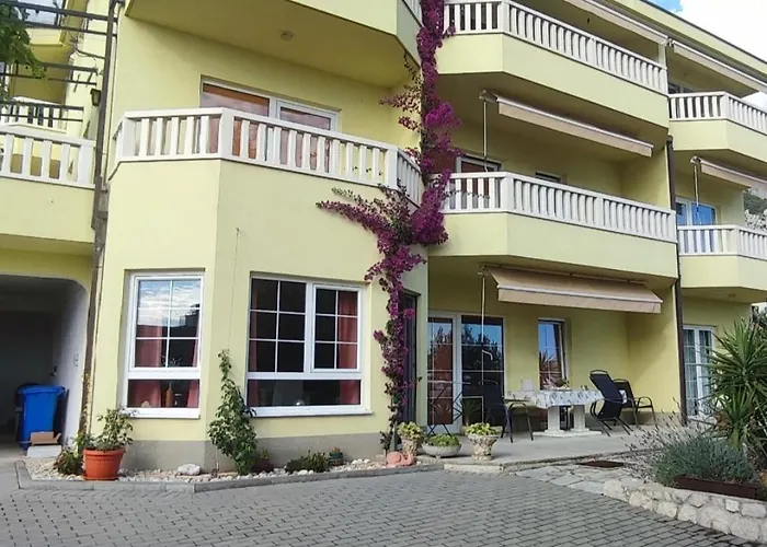 Apartment Glavas *